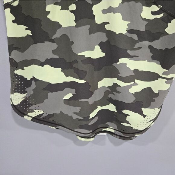 🐢 lululemon UVP Run SS Size 4 short sleeve shirt Like New Size 4 XS - Picture 6 of 11